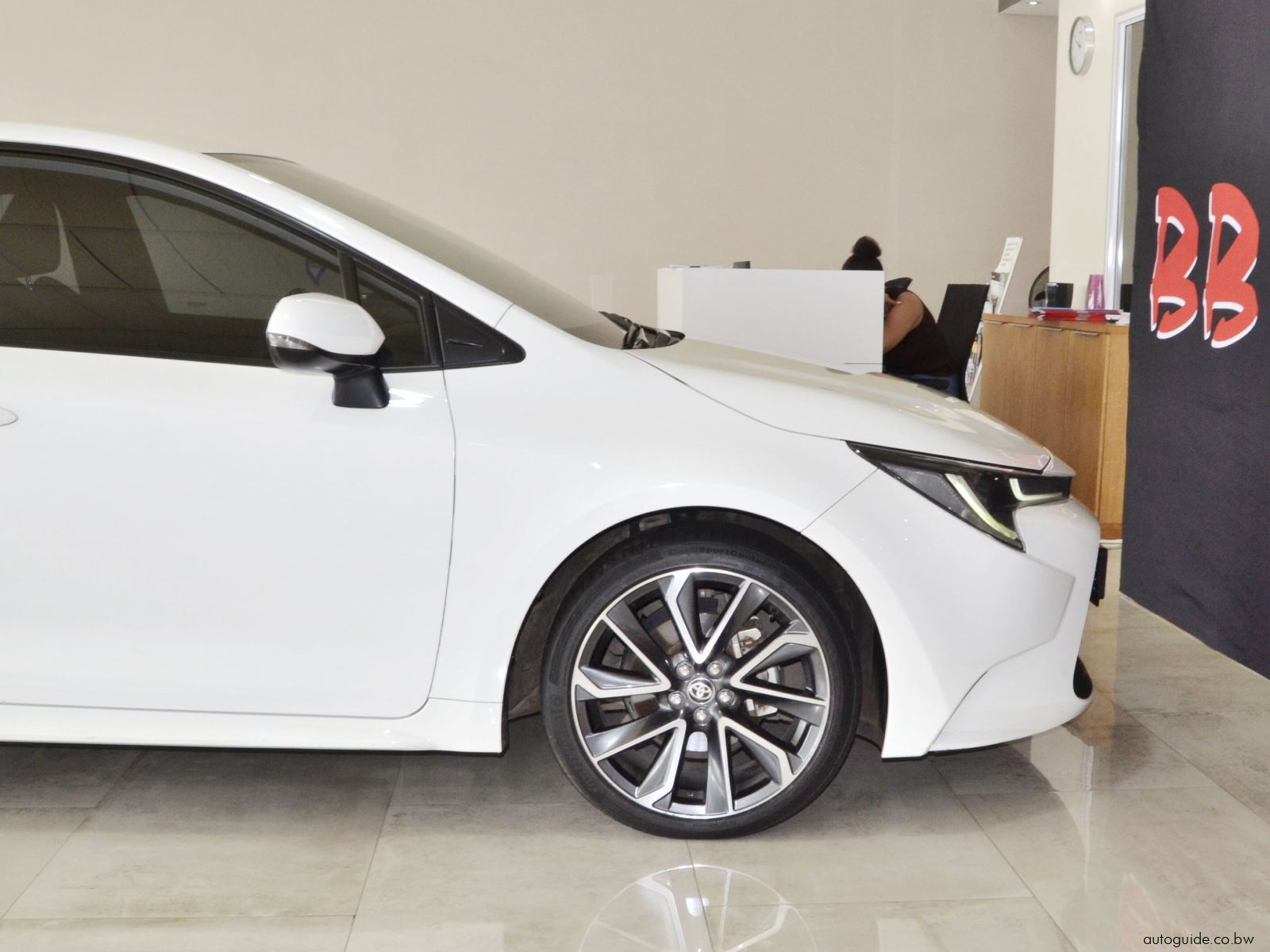 2020 Toyota Corolla XR photo