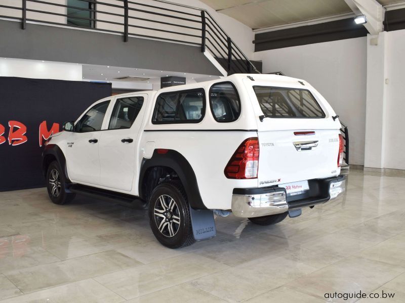 2023 Toyota Hilux Raider X photo