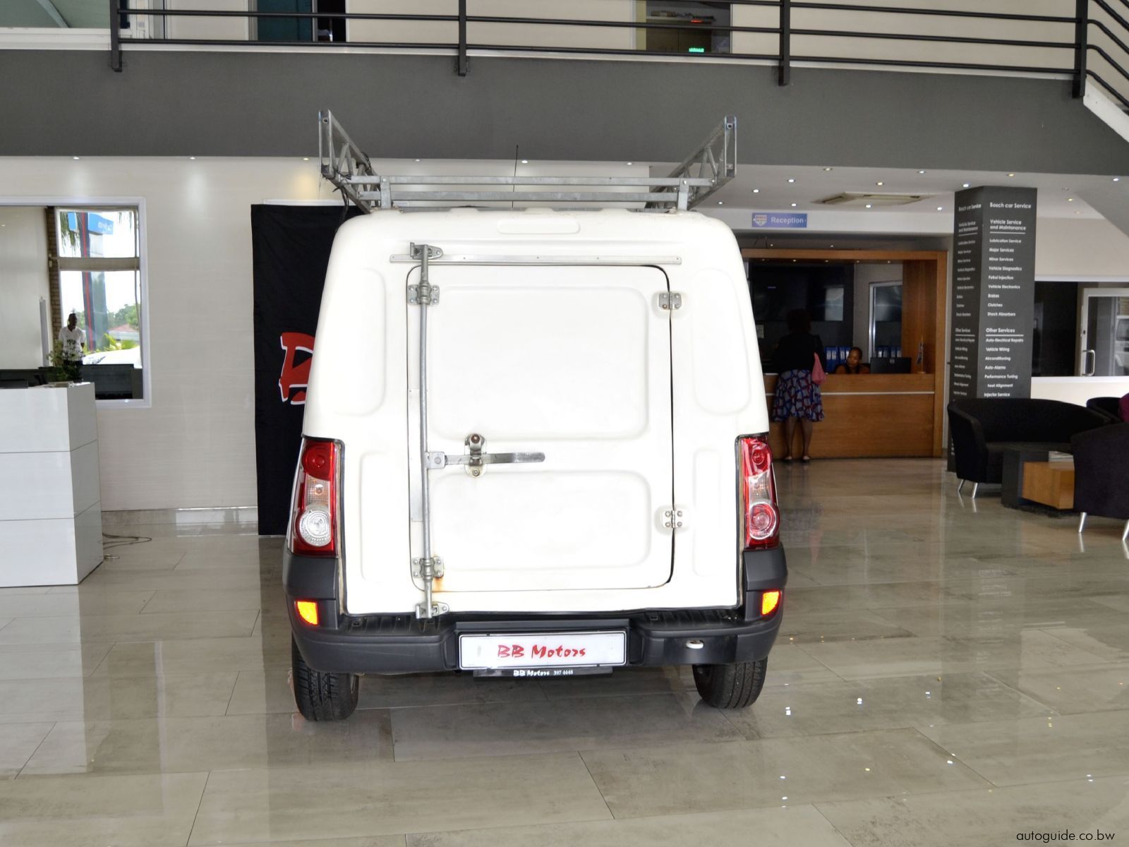 2022 Nissan NP200 Utility photo