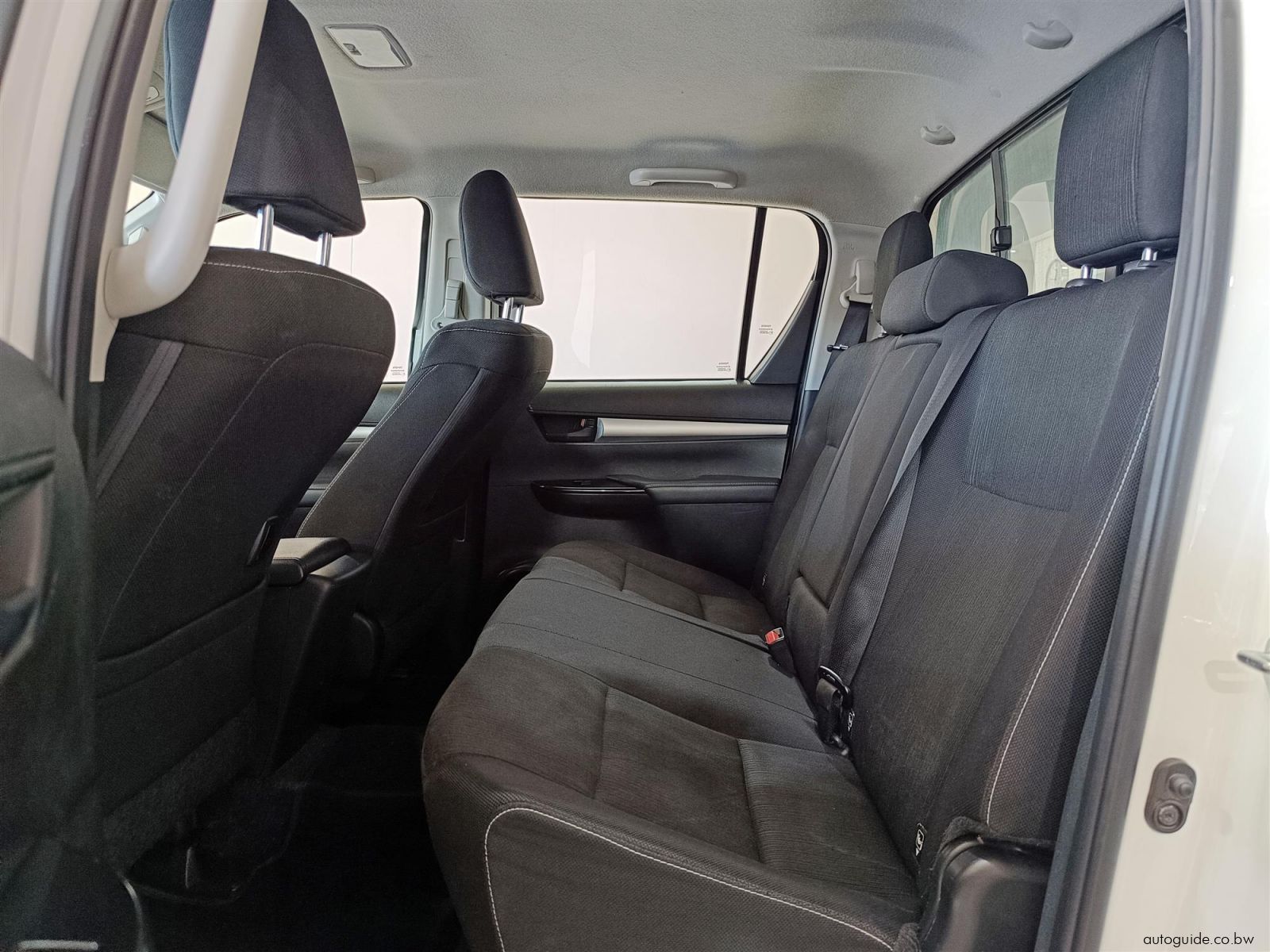 2024 Toyota Hilux Raider GD-6 2.4 4x4 AT photo