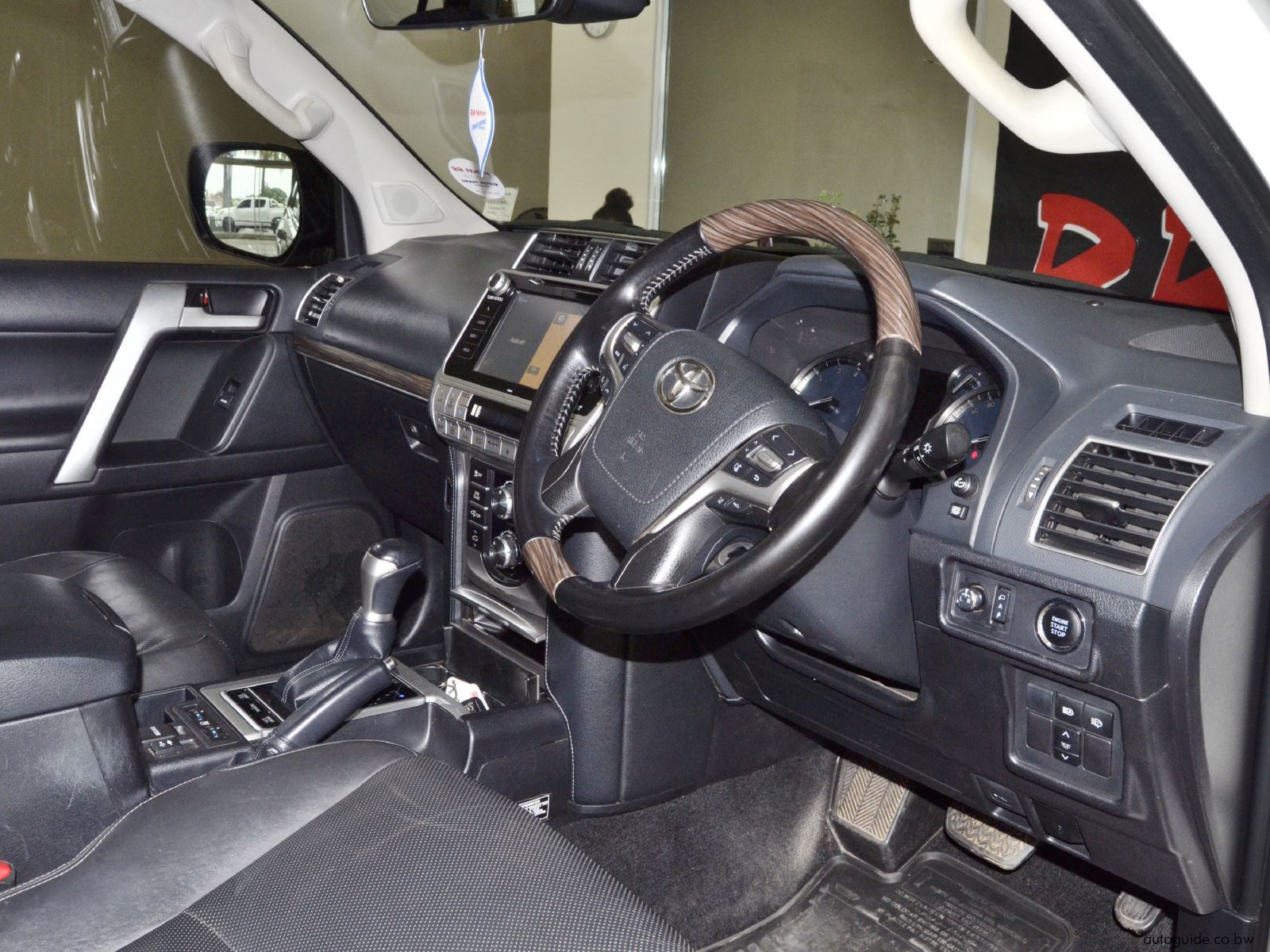 2018 Toyota Prado VX.L V6 photo