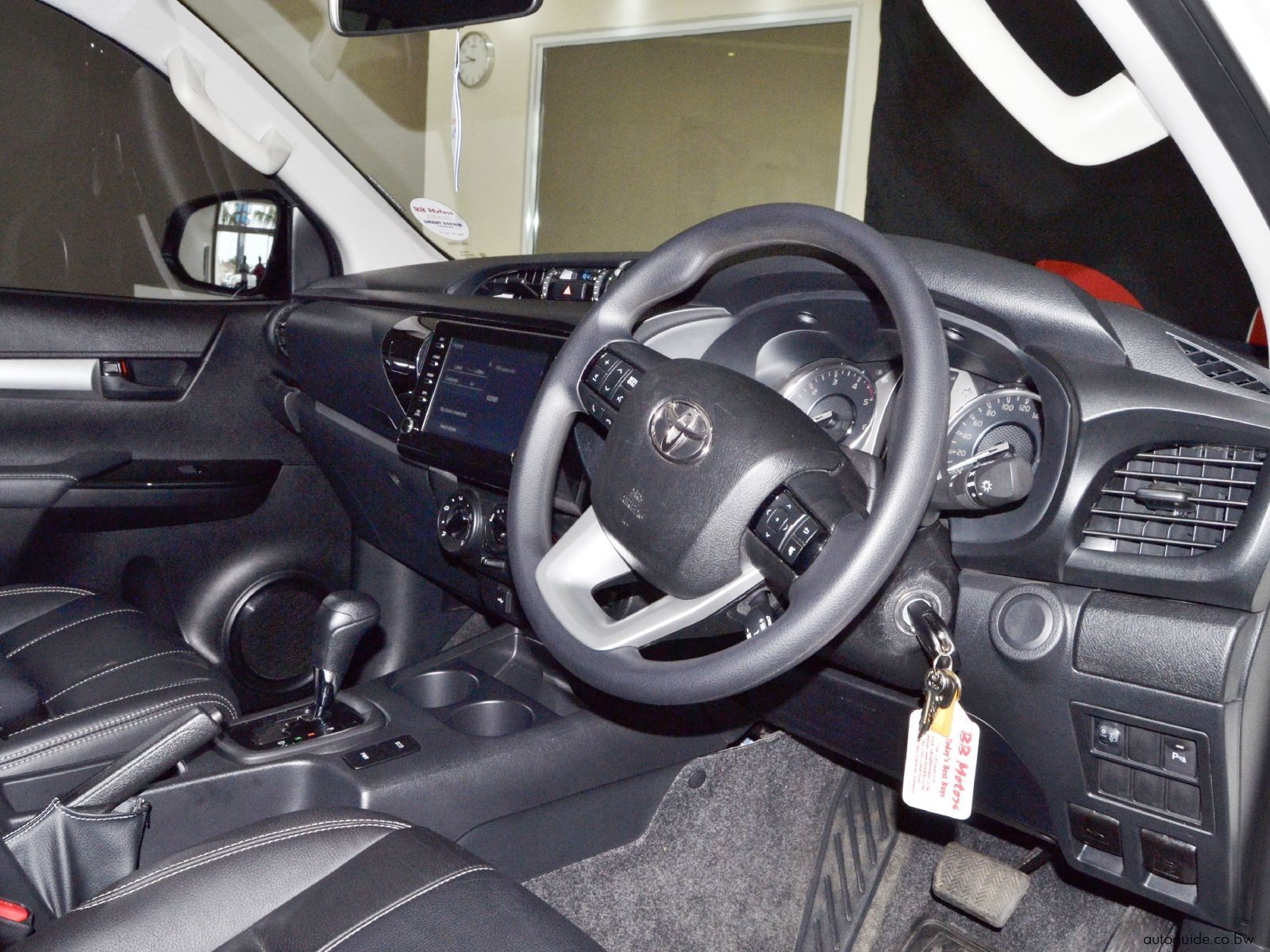 2025 Toyota Hilux GD6 photo