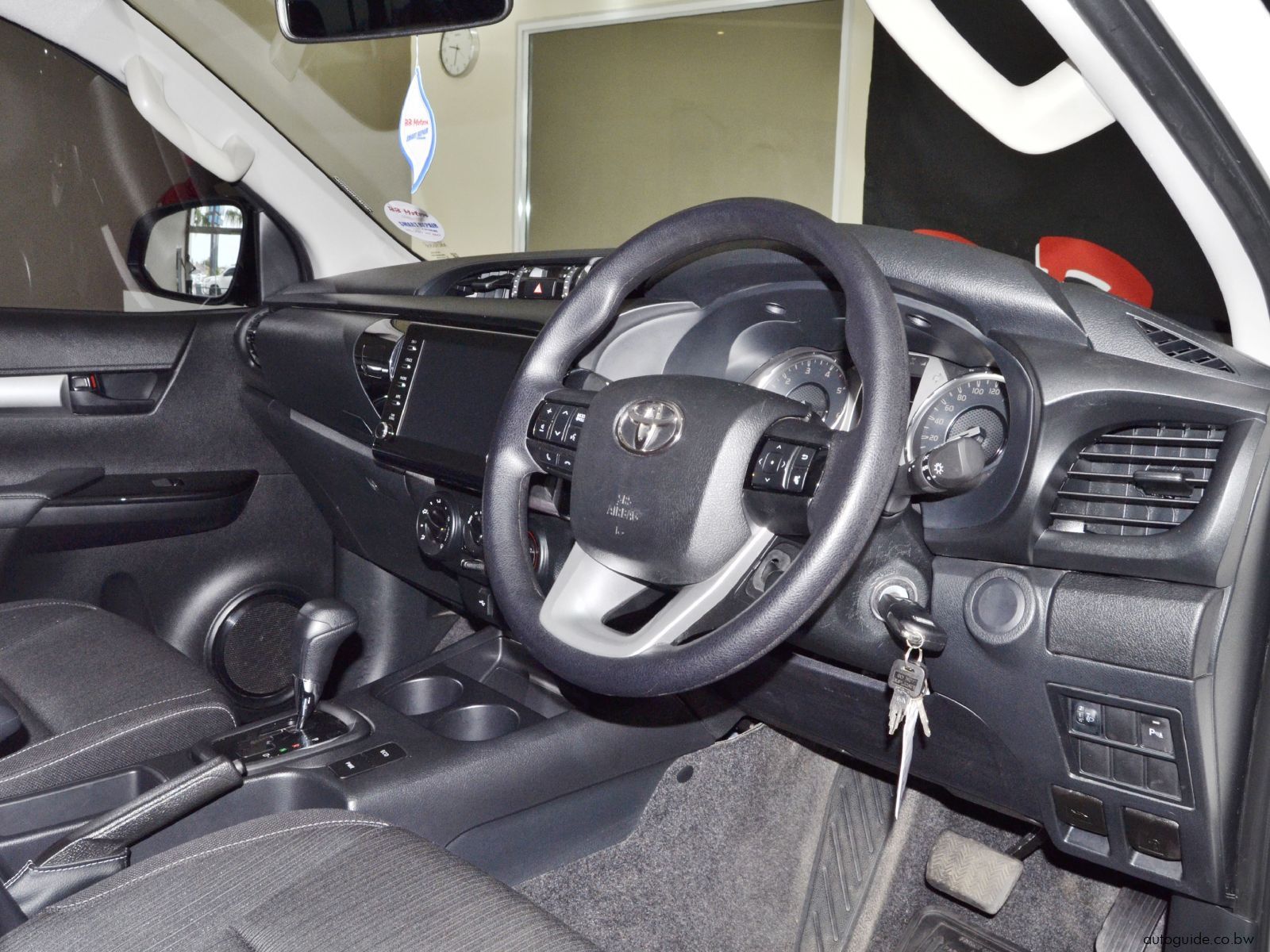 2024 Toyota Hilux GD6 photo