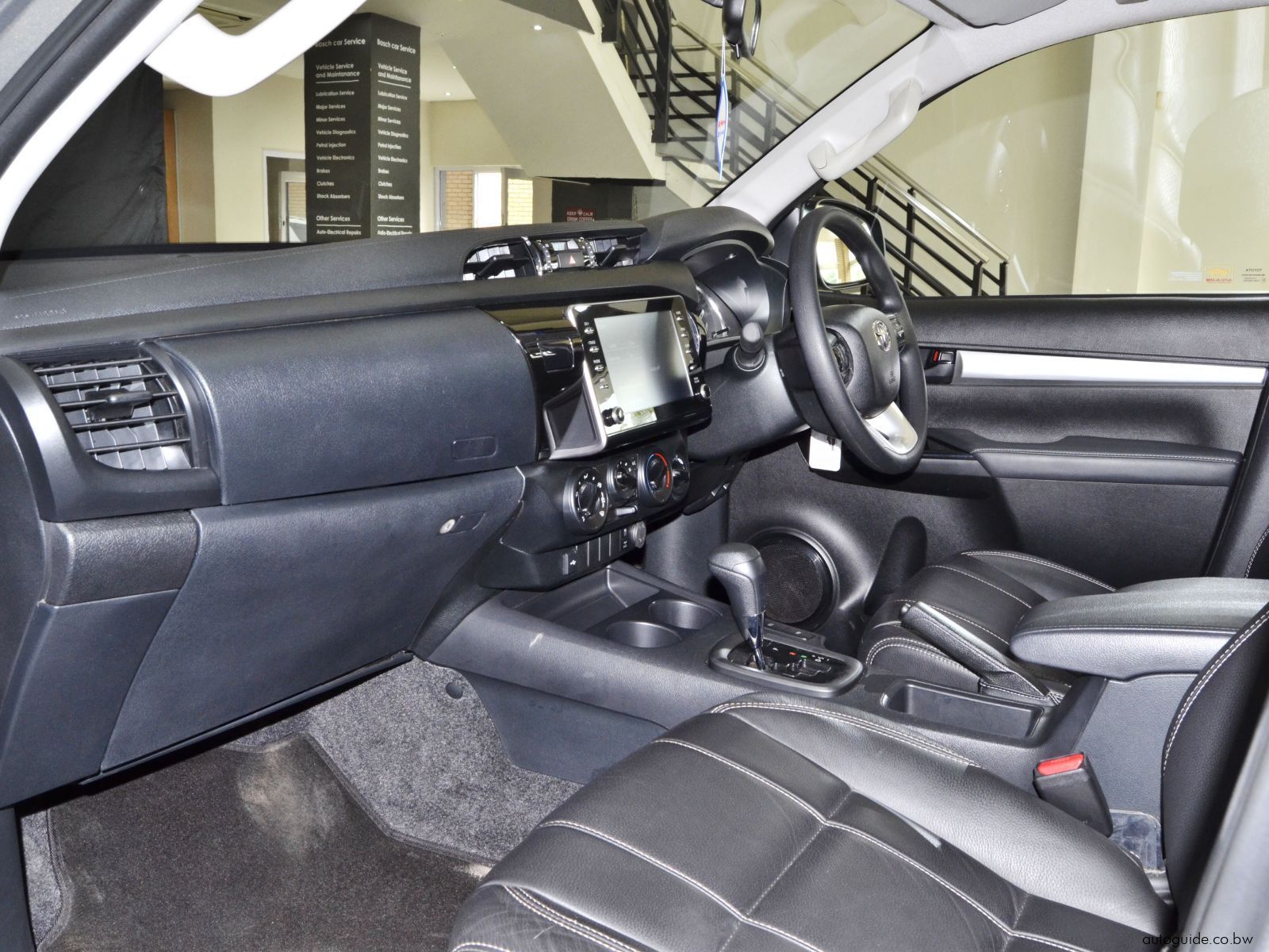 2025 Toyota Hilux GD6 photo