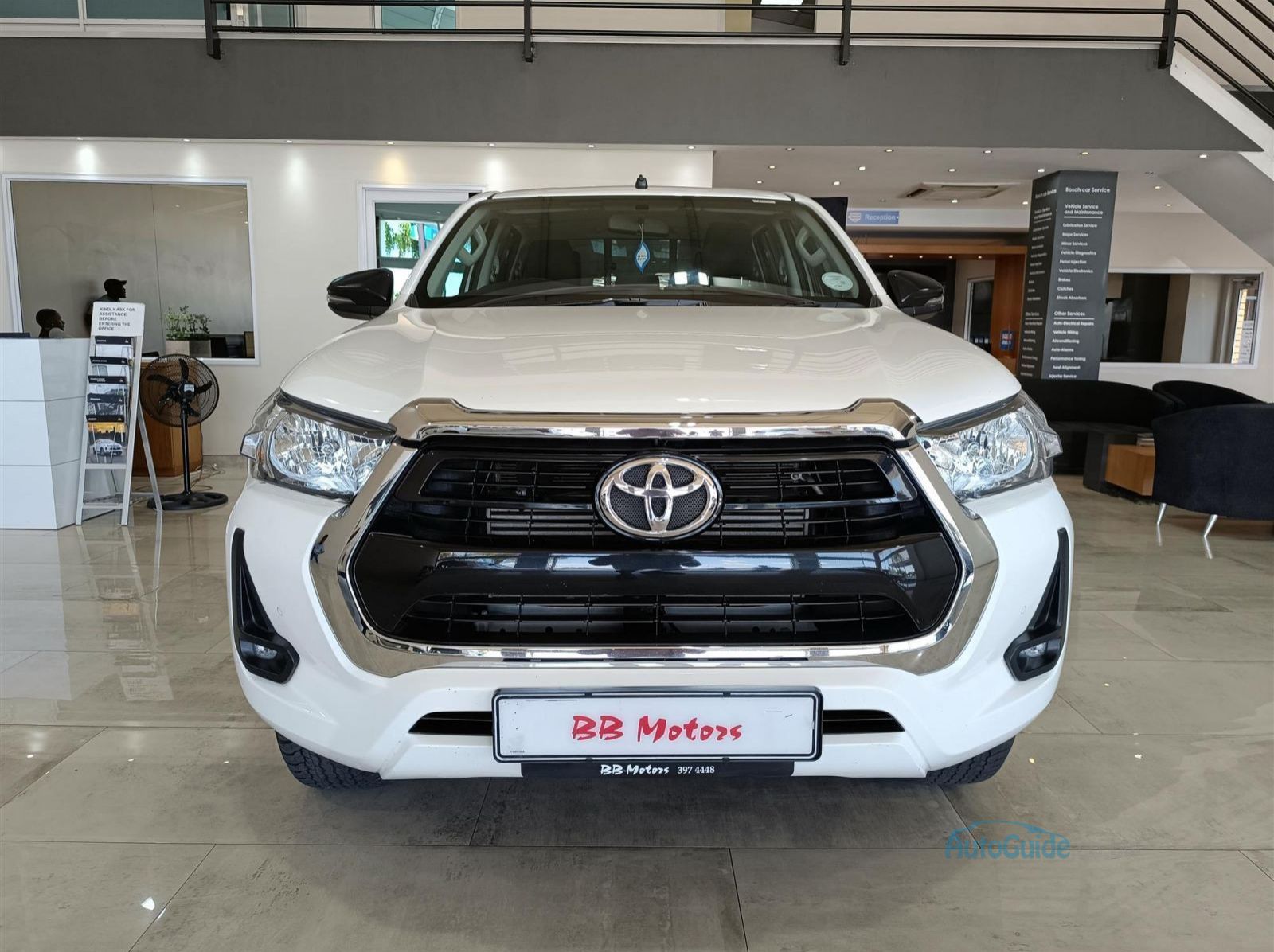 2023 Toyota Hilux Raider GD-6 2.4 4x4 AT pictures