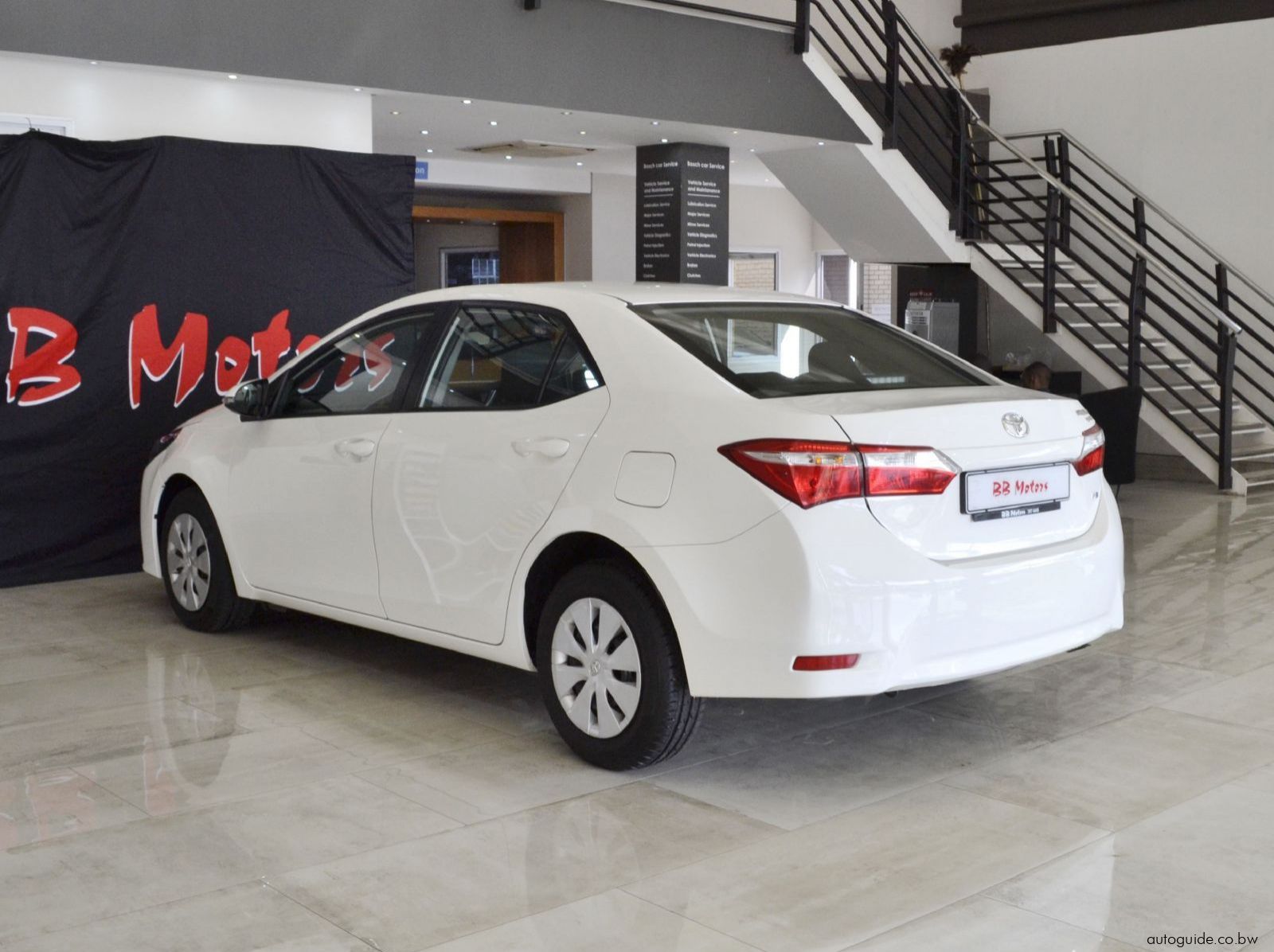 2023 Toyota Corolla Quest pictures