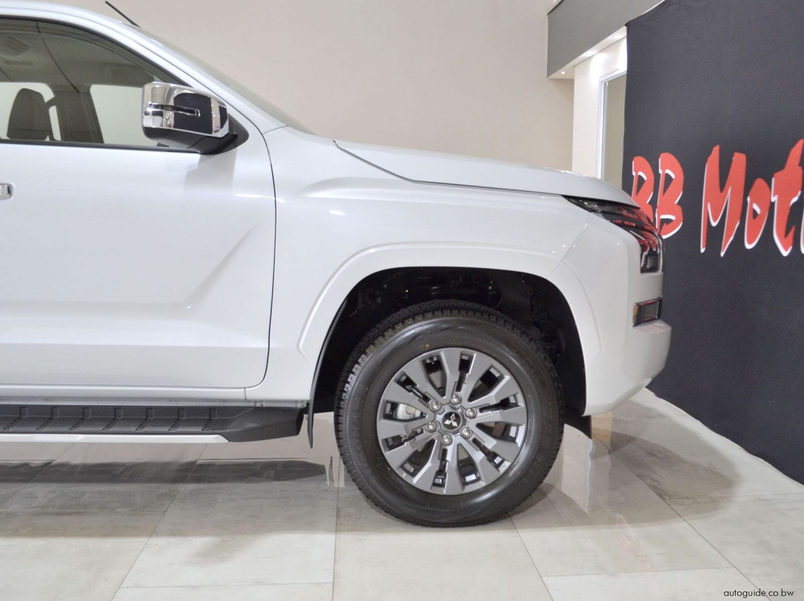 2025 Mitsubishi Triton - A/T - 4x4 pictures