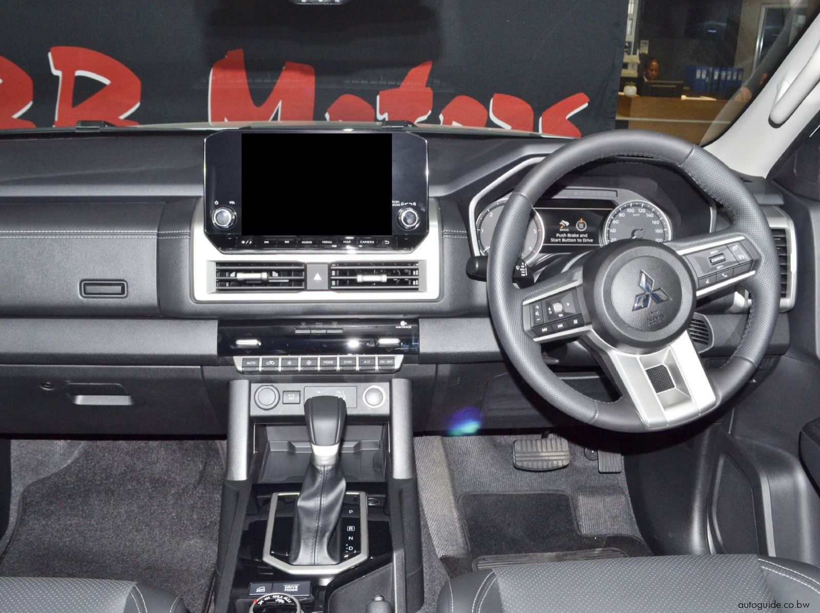 2025 Mitsubishi Triton - A/T - 4x4 pictures