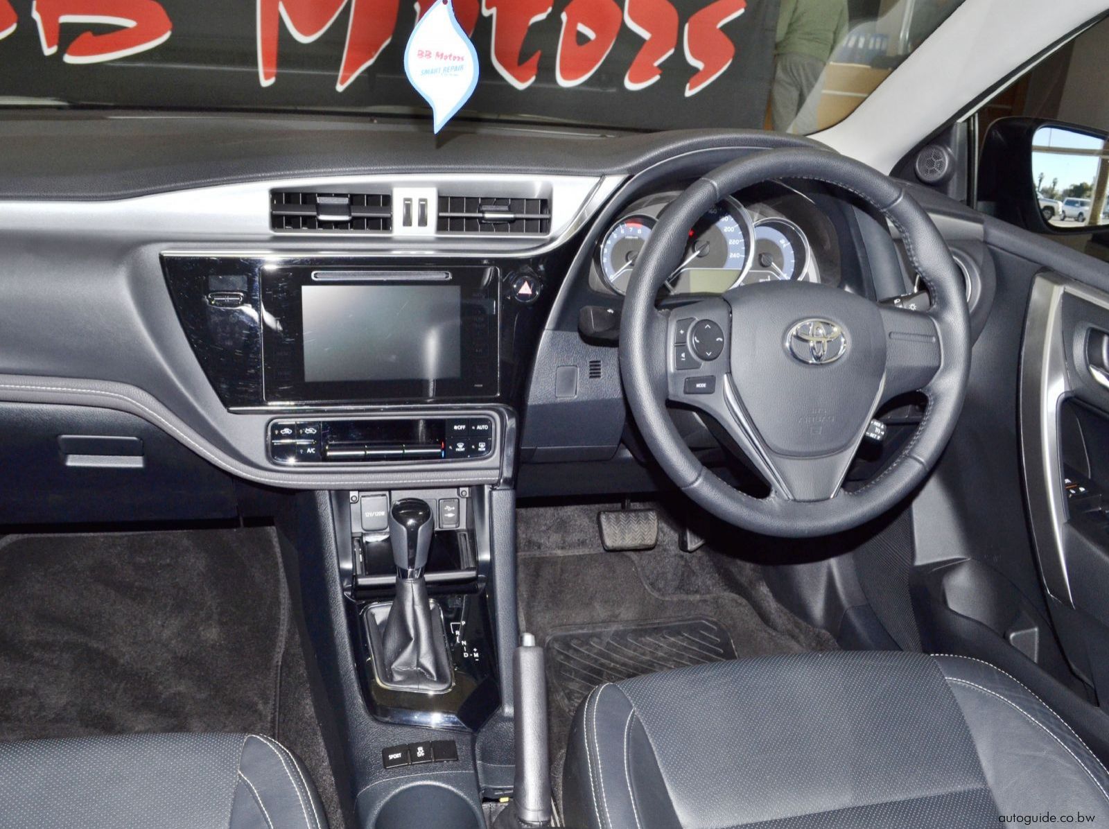 2024 Toyota Corolla Quest Exclusive pictures