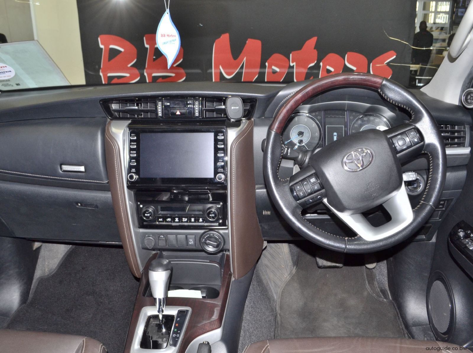 2020 Toyota Fortuner GD6 pictures