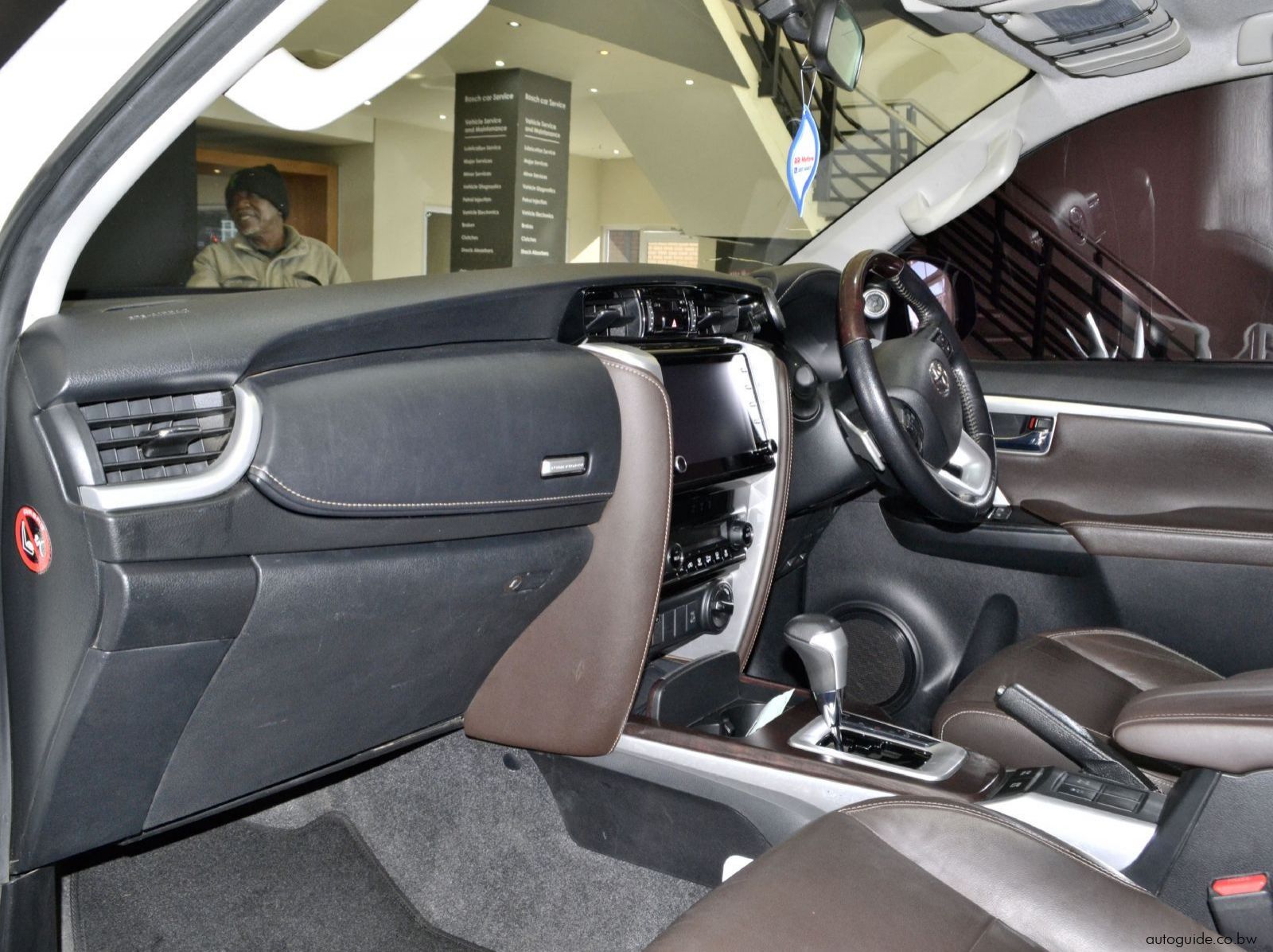 2020 Toyota Fortuner GD6 pictures