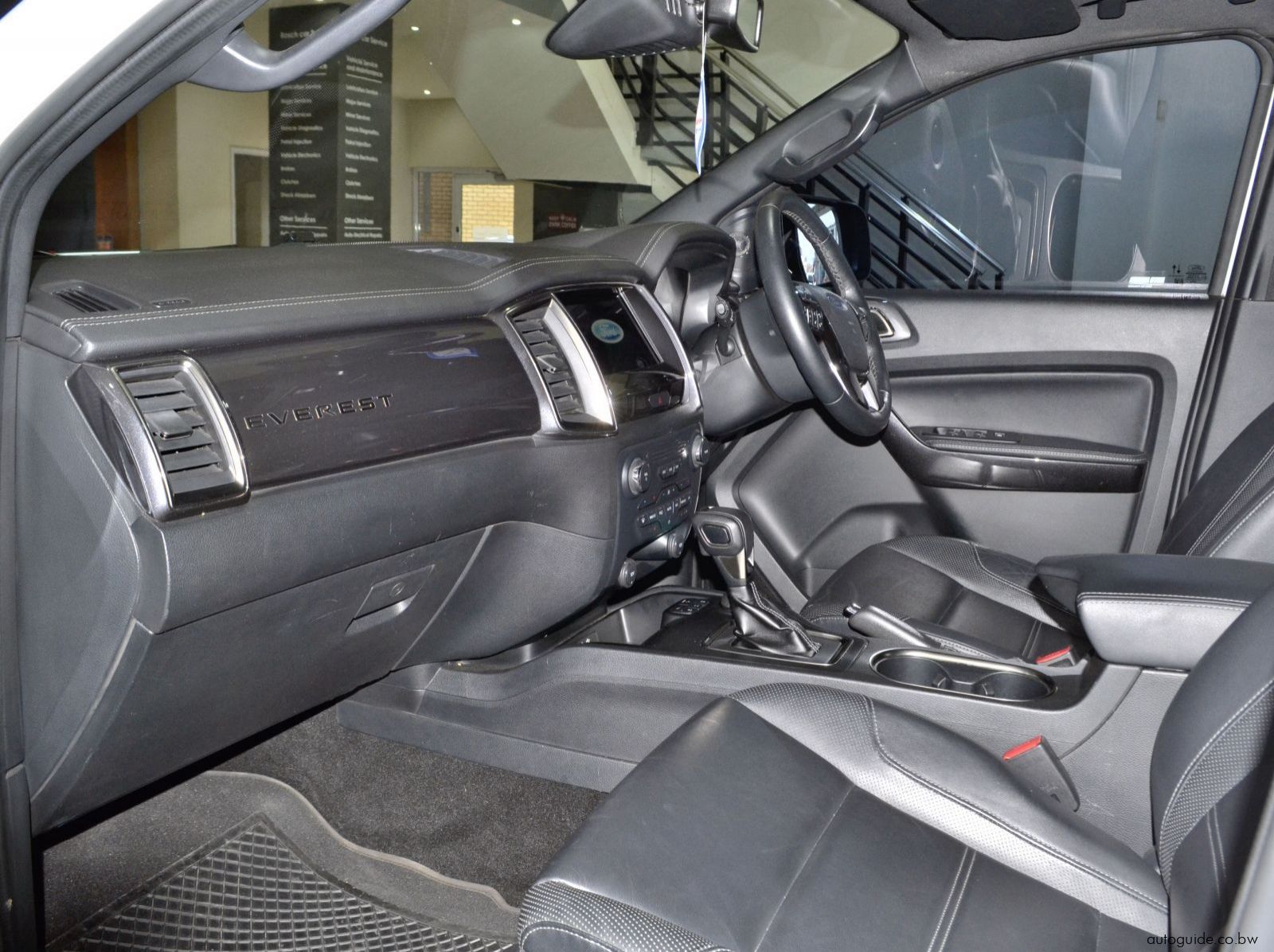 2022 Ford Everest Limited Bi-Turbo pictures