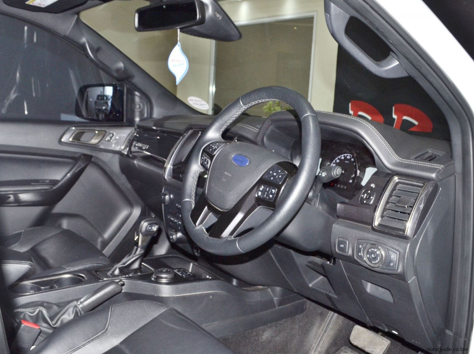 2022 Ford Everest Limited Bi-Turbo pictures