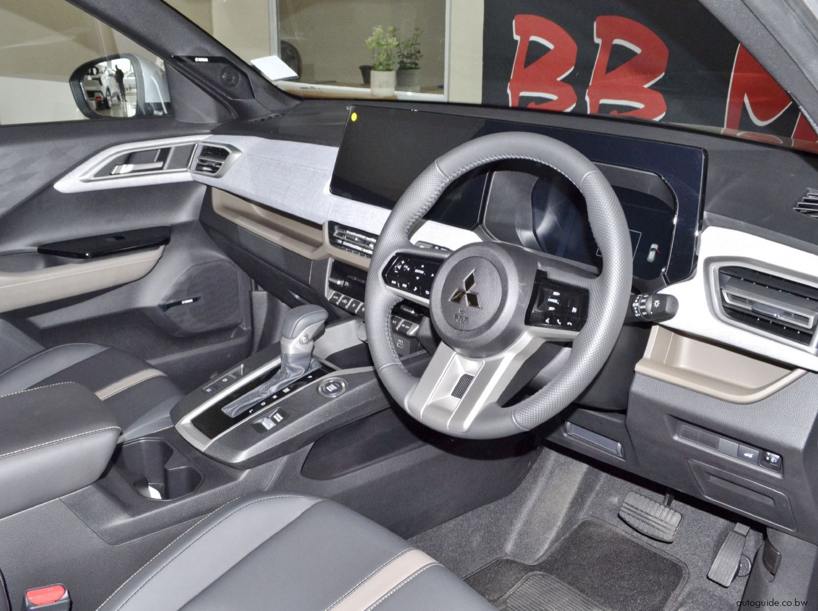 2025 Mitsubishi Outlander  Sport - A/T - FWD pictures