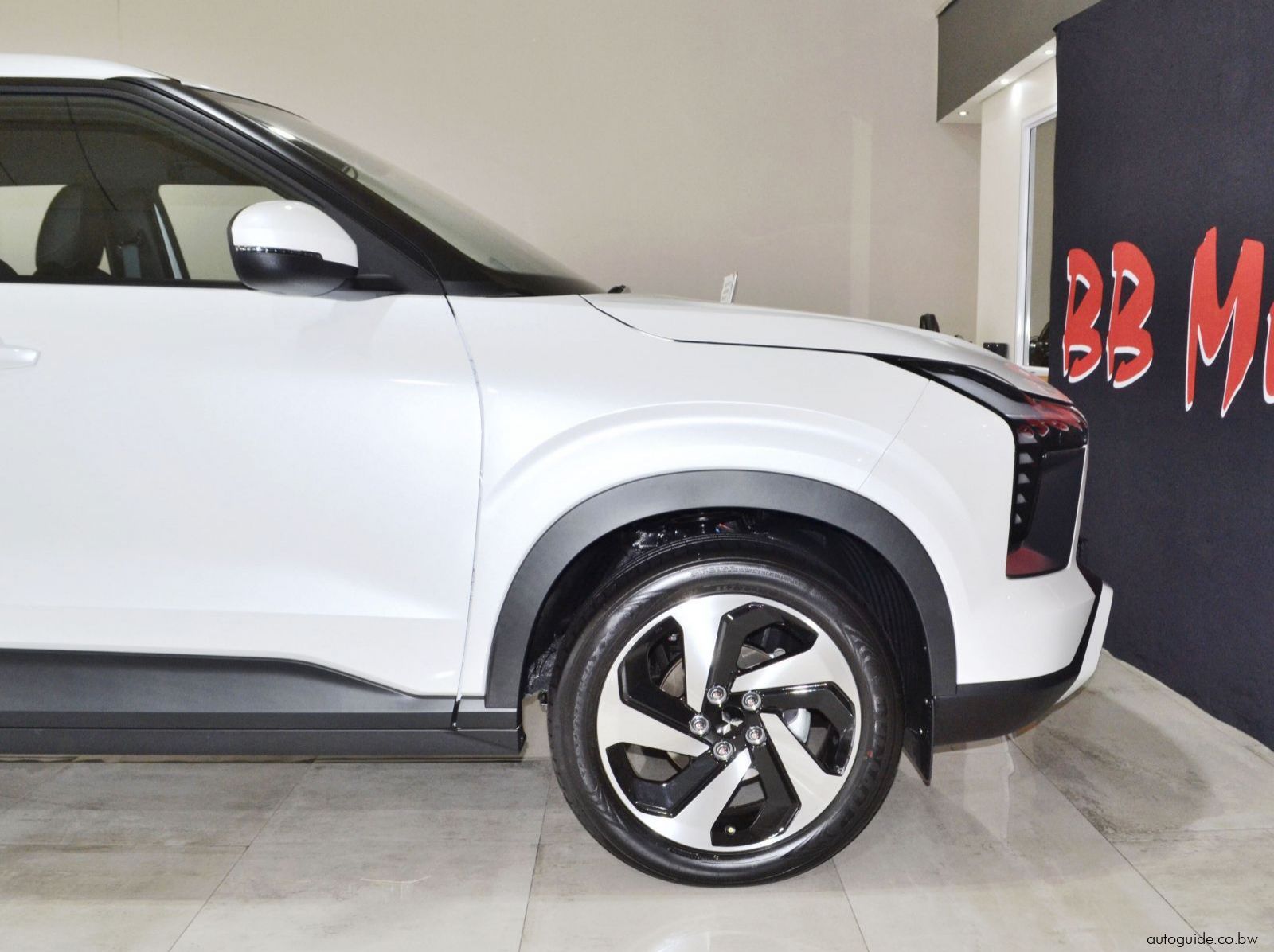 2025 Mitsubishi Outlander Sport - A/T - FWD pictures