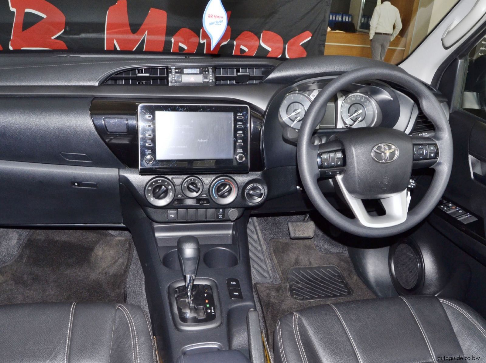 2025 Toyota Hilux GD6 pictures