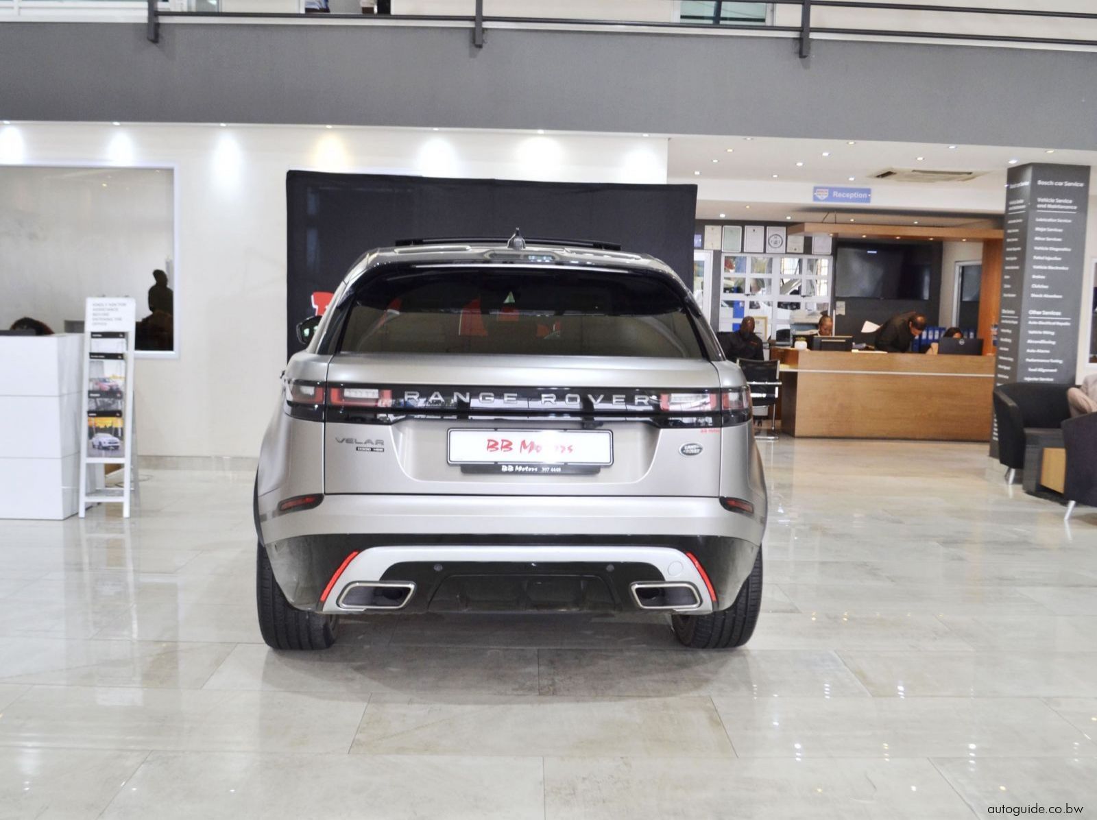 2018 Range Rover Velar R-Dynamic D300 HSE pictures