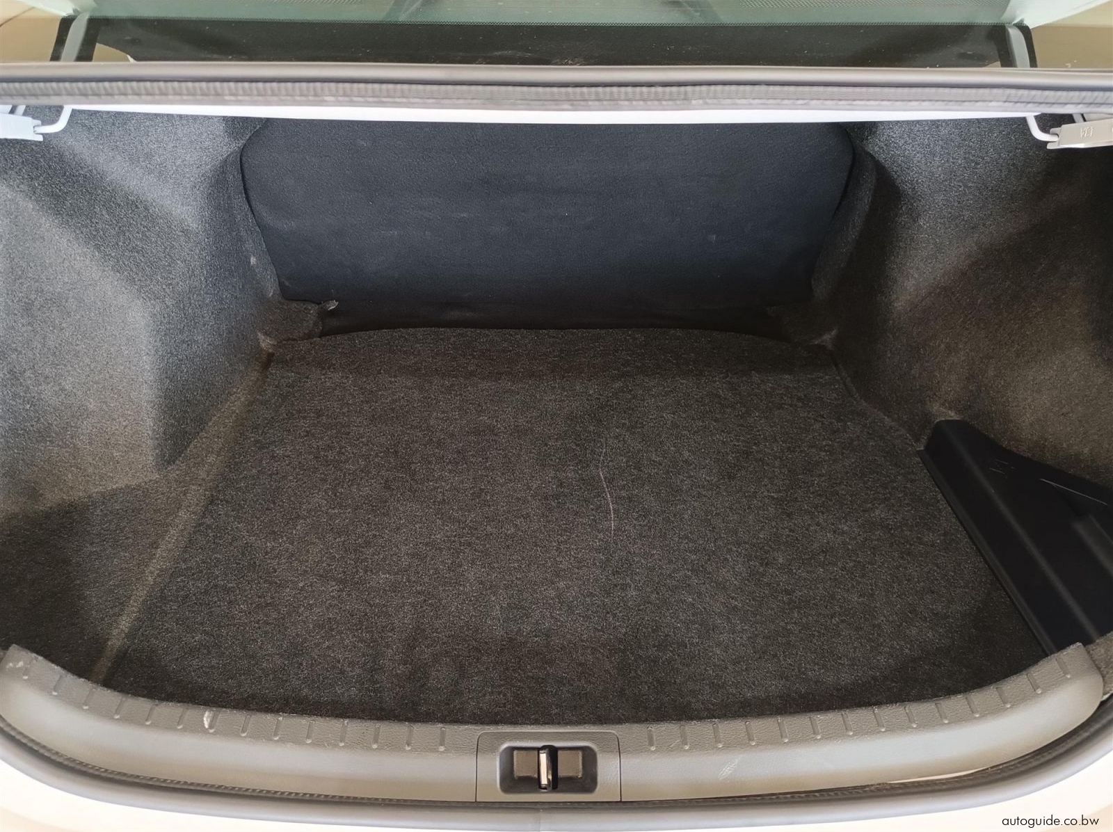 2024 Toyota Corolla Quest 1.8 pictures