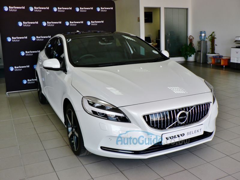 18 Volvo V40 T4 Geartronic Momentum For Sale 38 000 Km Automatic Transmission Barloworld Motor Volvo