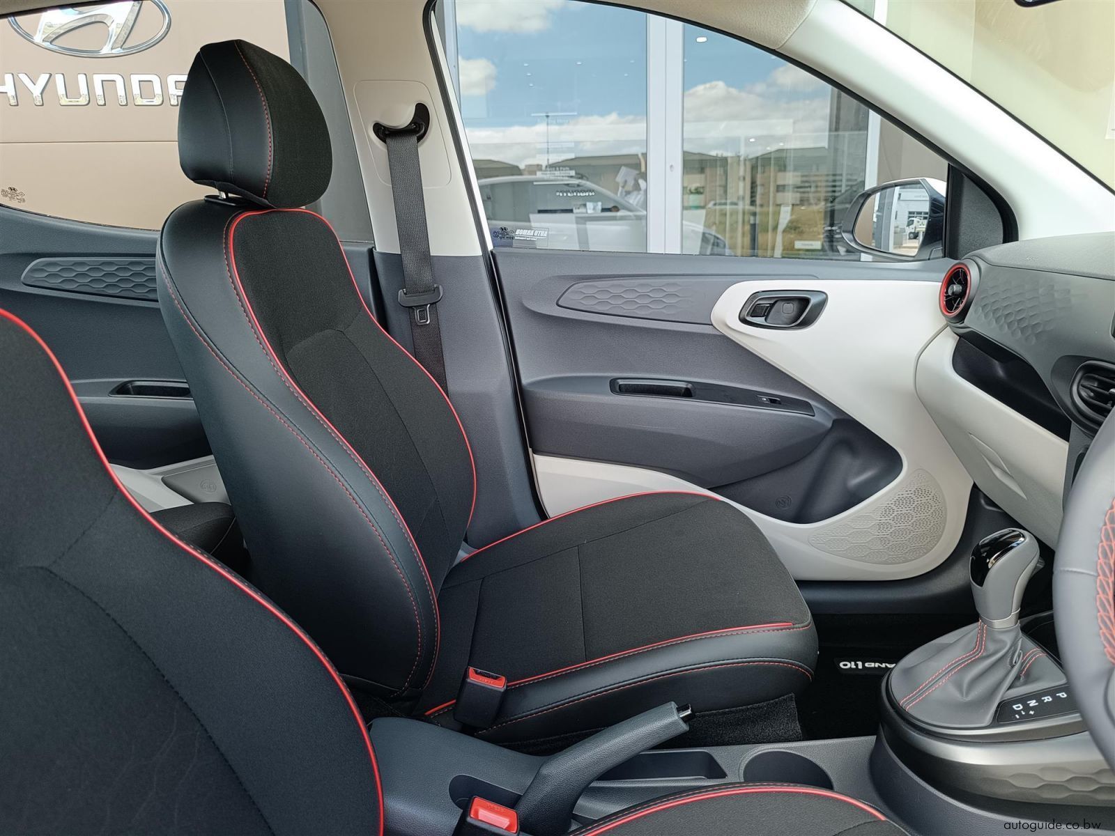 2025 Hyundai Grand i10 1.2 Executive Sedan photo