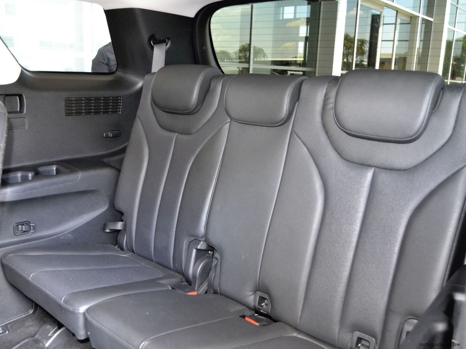 2022 Hyundai Palisade Elite - 7 Seater photo