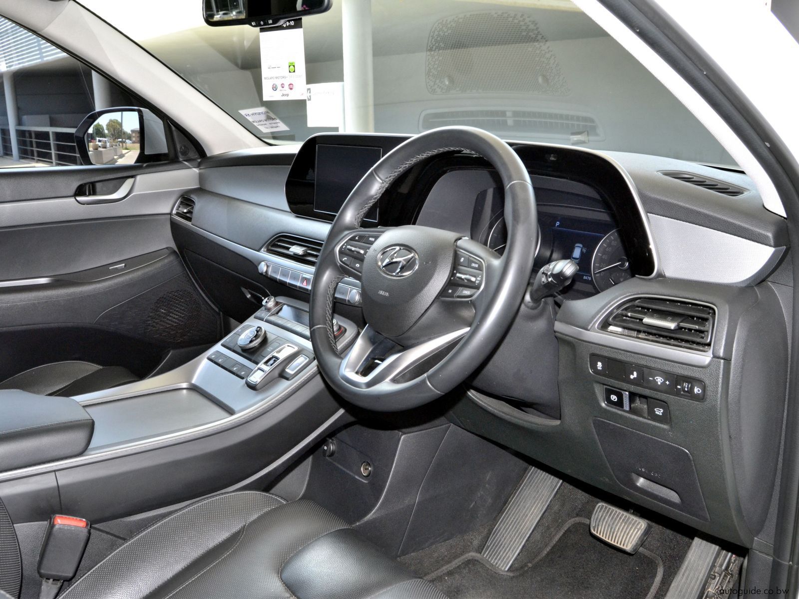 2022 Hyundai Palisade Elite - 7 Seater photo