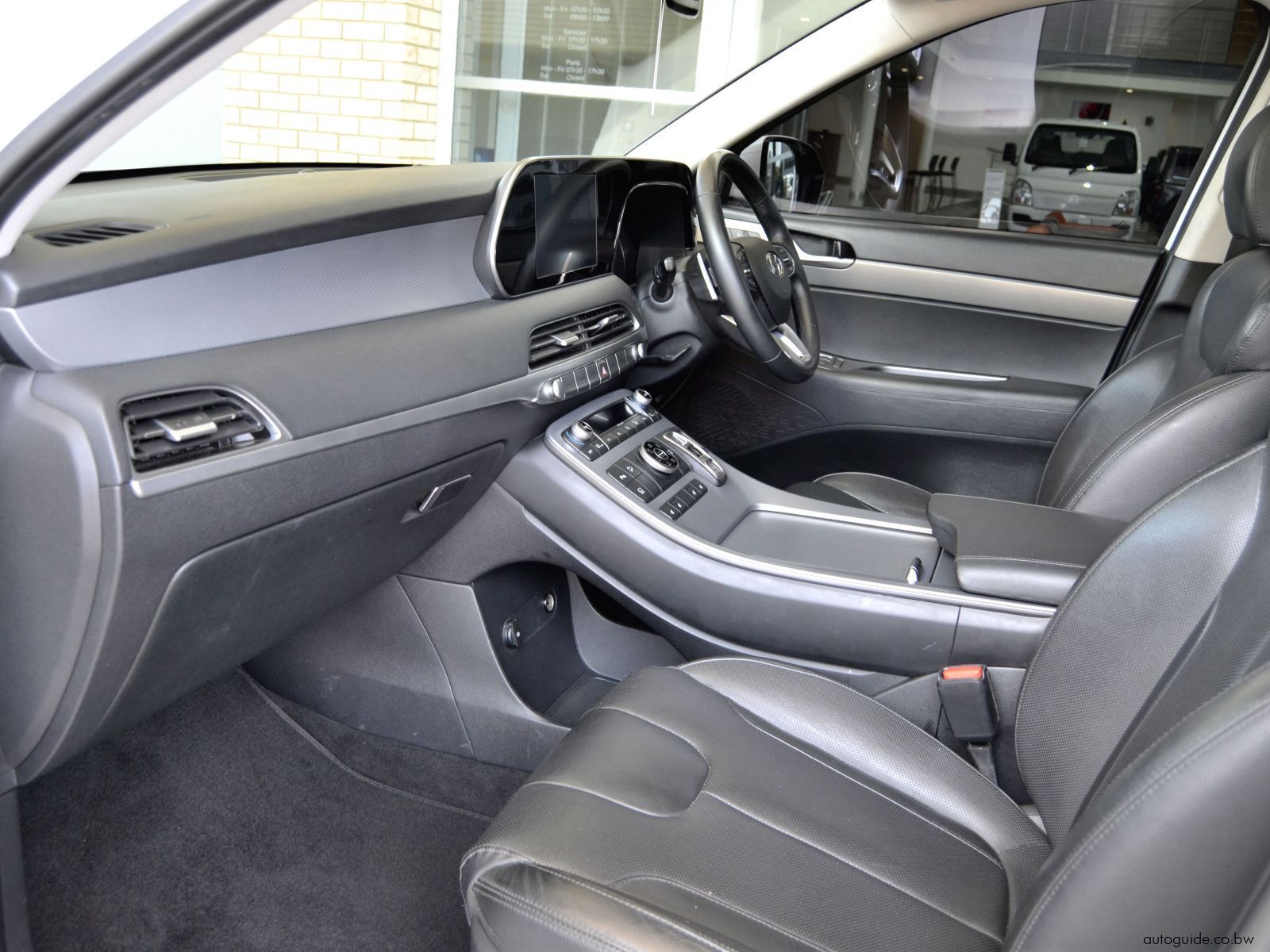 2022 Hyundai Palisade Elite - 7 Seater photo