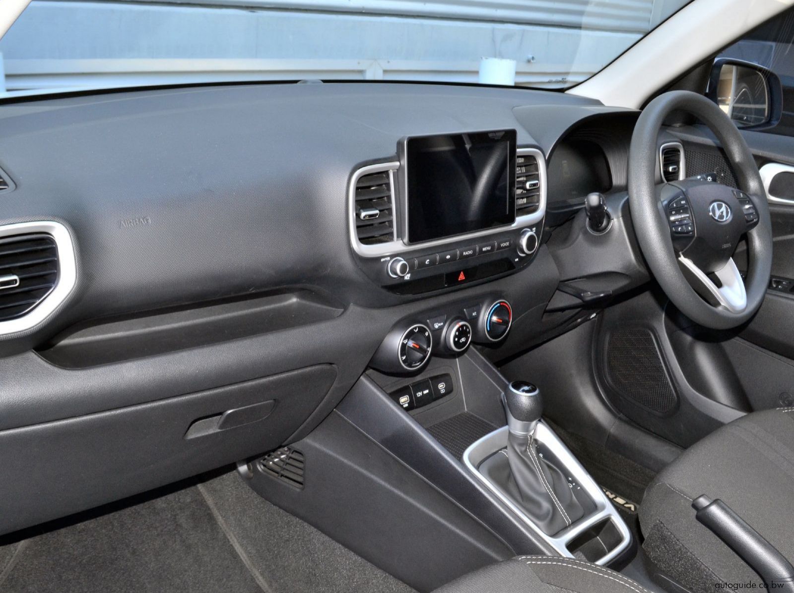 2024 Hyundai Venue pictures