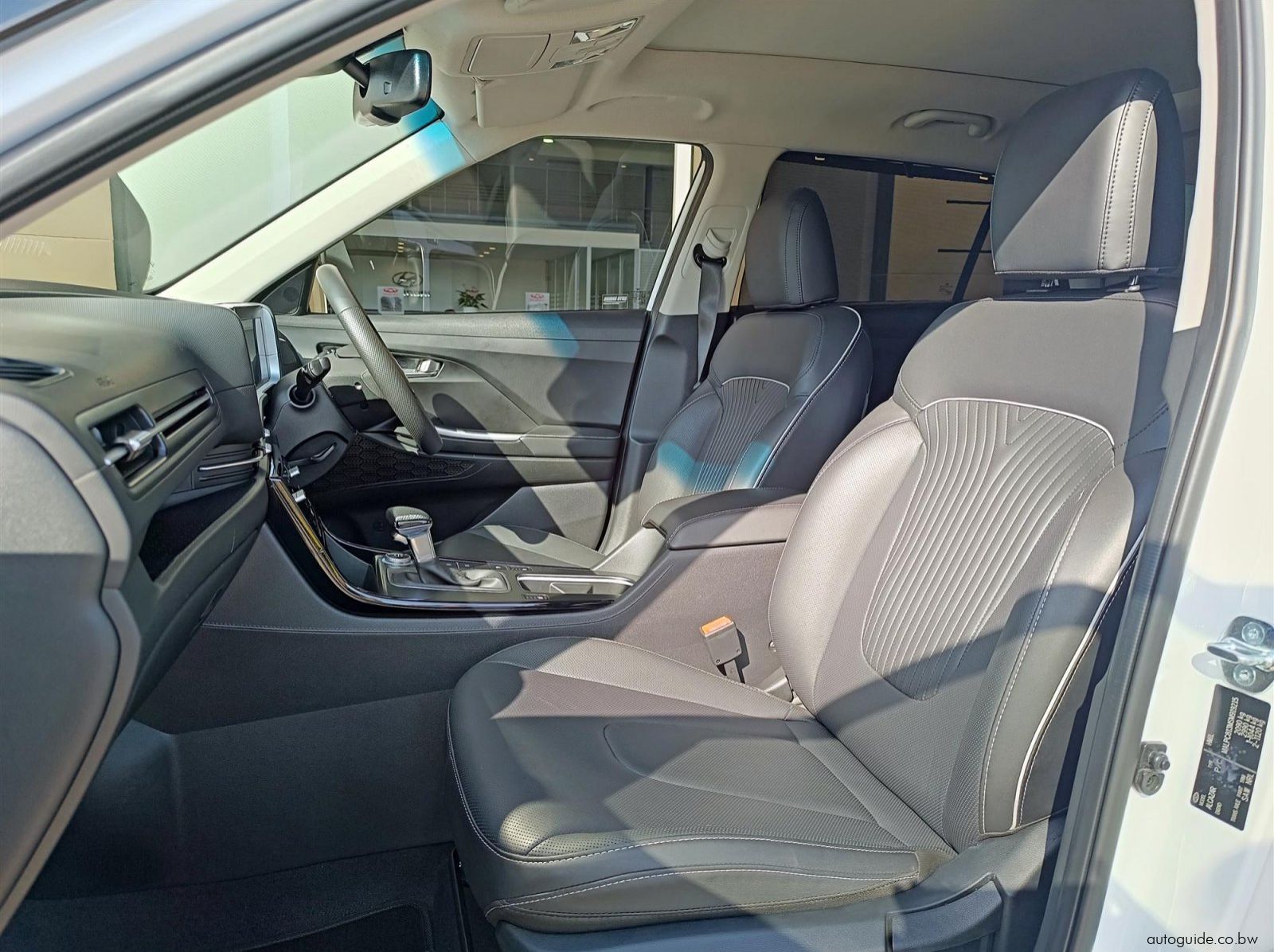 2026 Hyundai Alcazar Elite 7 Seater pictures