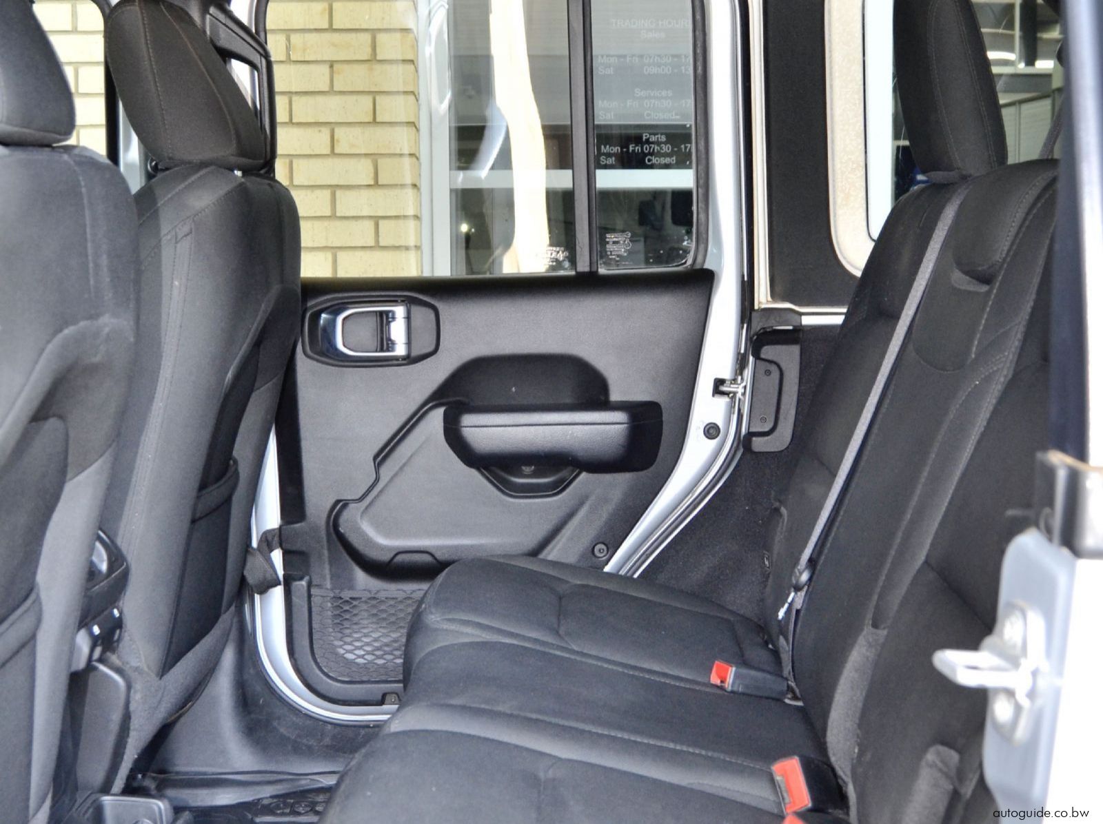 2022 Jeep Wrangler Unlimited Sport pictures