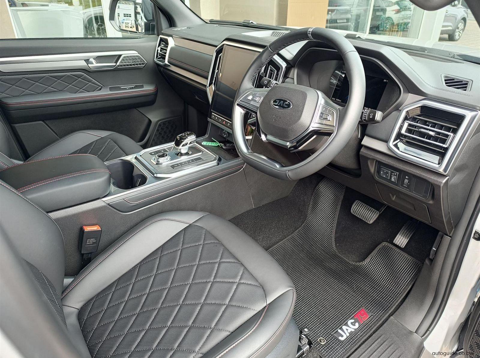 2026 JAC T9 Super Lux 4x4 2.0L CTi pictures