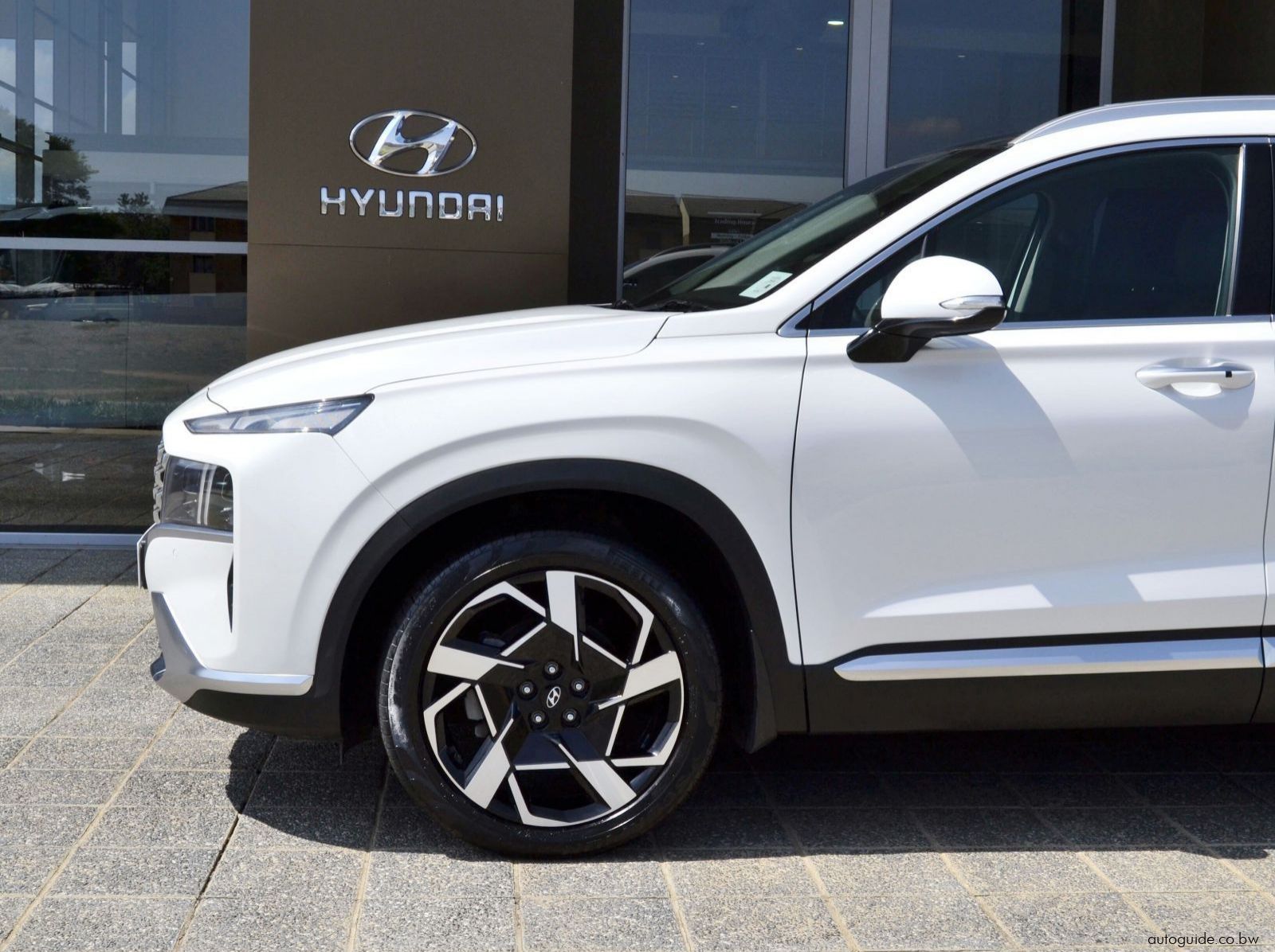 2021 Hyundai Santa Fe Elite pictures