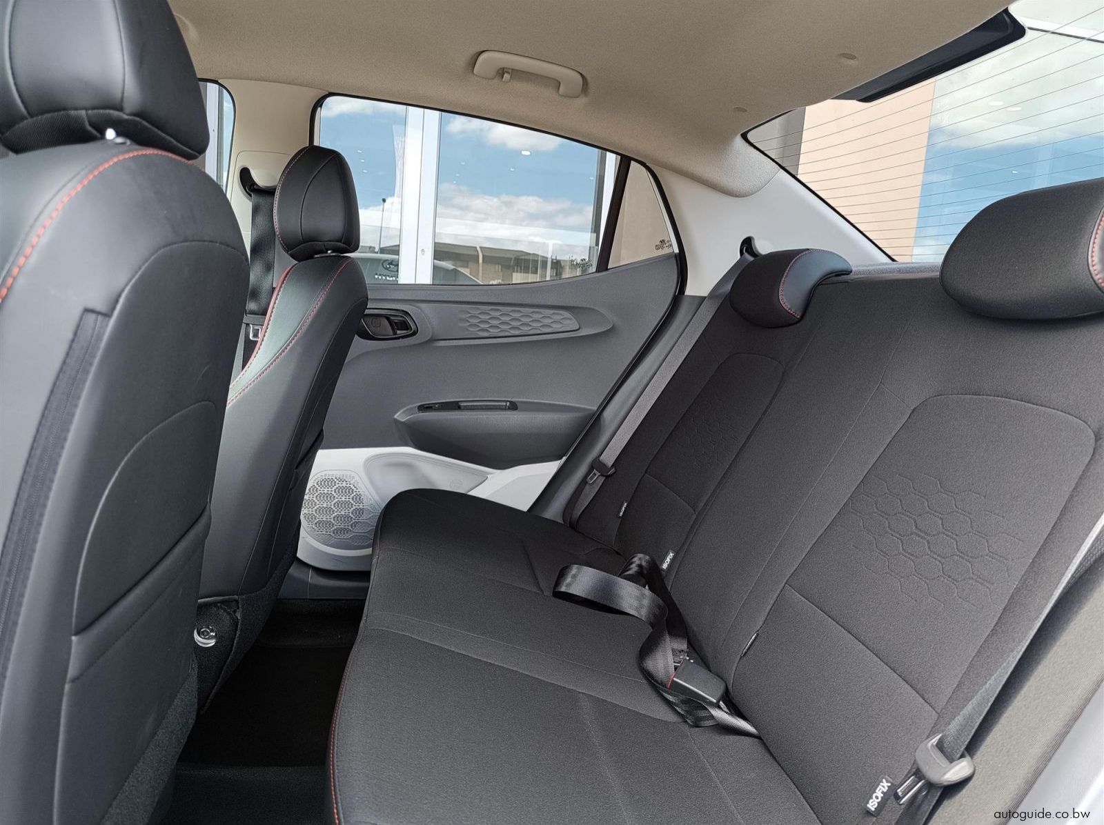 2025 Hyundai Grand i10 1.2 Executive Sedan pictures
