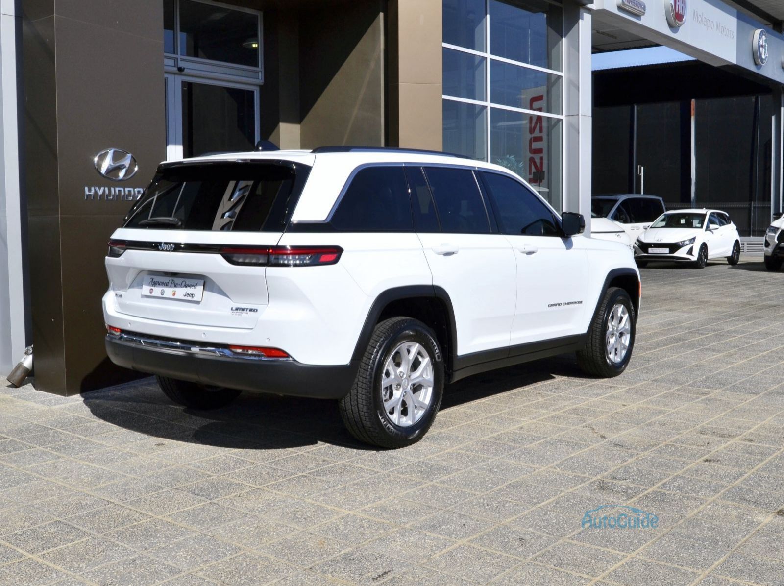 2025 Jeep Grand Cherokee Limited - 5 Seater  pictures