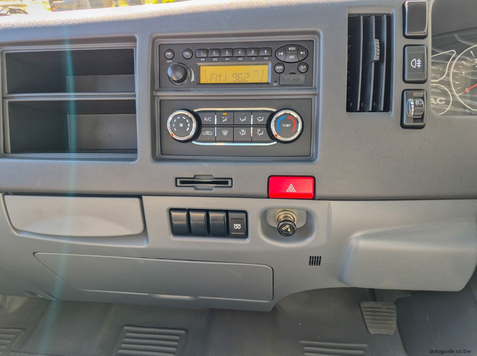 2026 JAC N56 3-Ton Dropside pictures