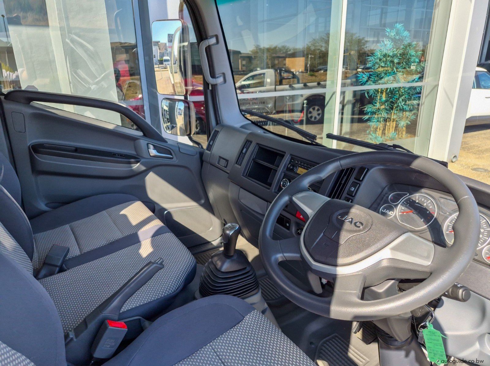 2026 JAC N56 3 Ton Dropside pictures