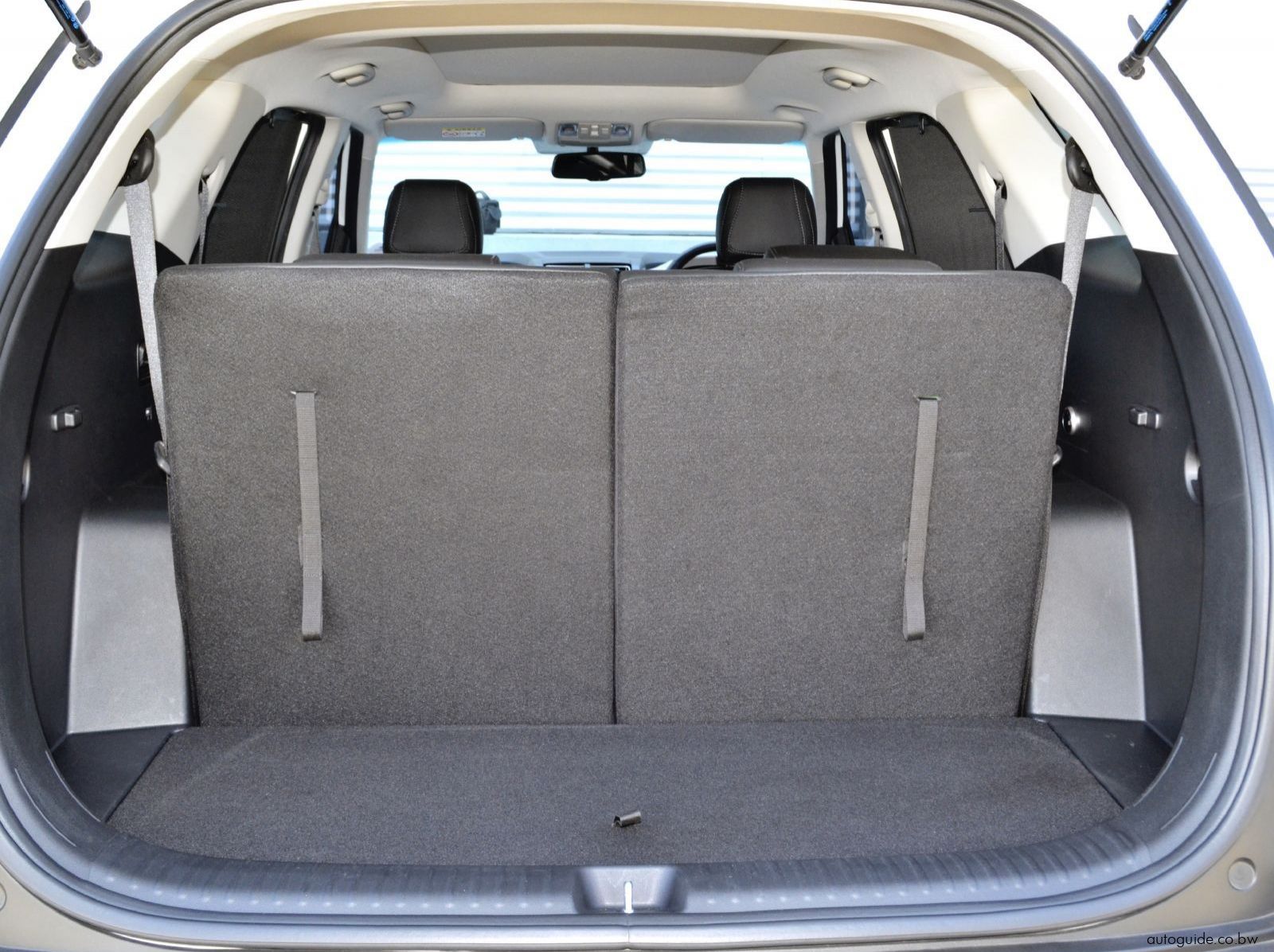 2024 Hyundai Grand Creta - 7 Seater pictures