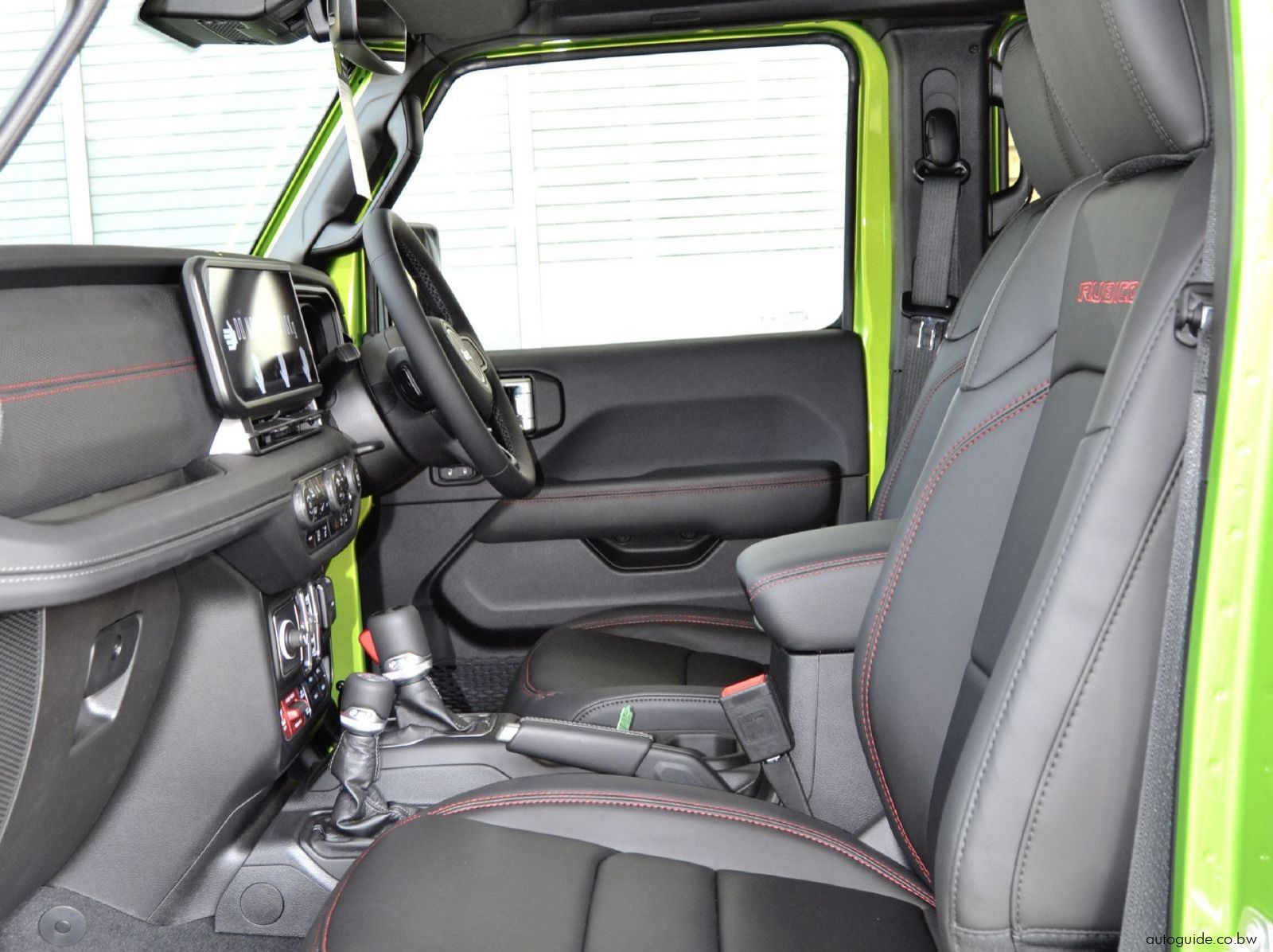 2025 Jeep Wrangler Rubicon pictures