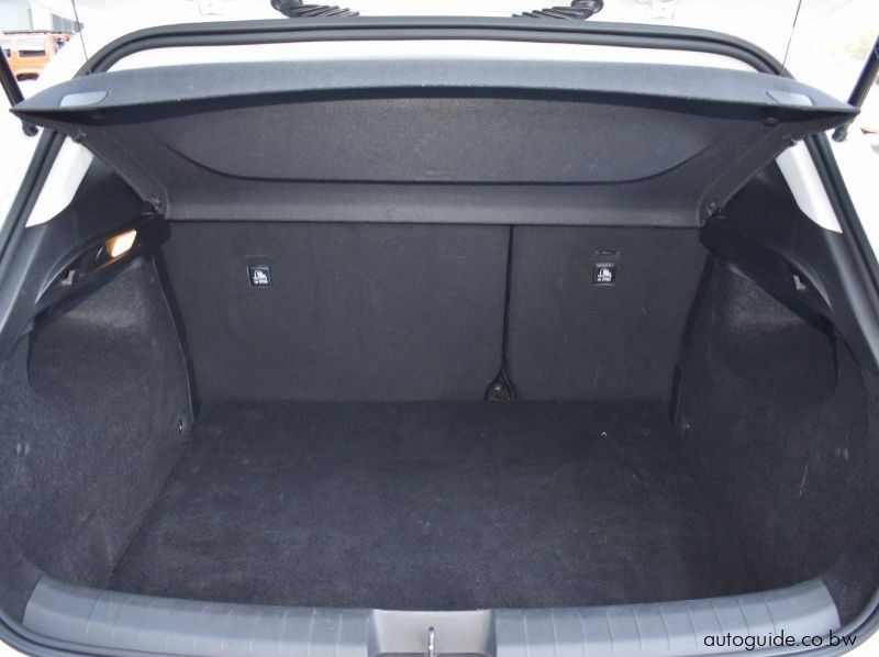 2022 Fiat Tipo pictures