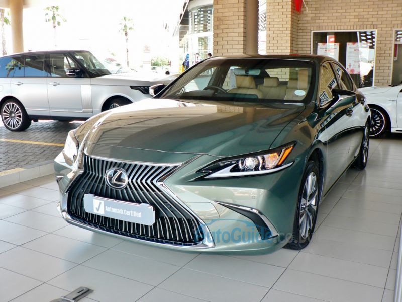 Lexus es 250 2020