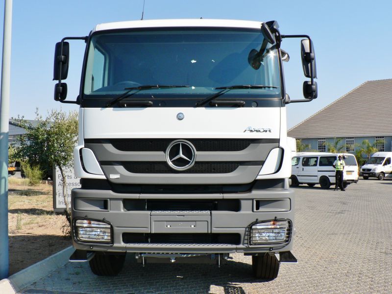 2018 Mercedes-Benz Axor 3340 S/33 for sale | 1 000 Km - Naledi ...