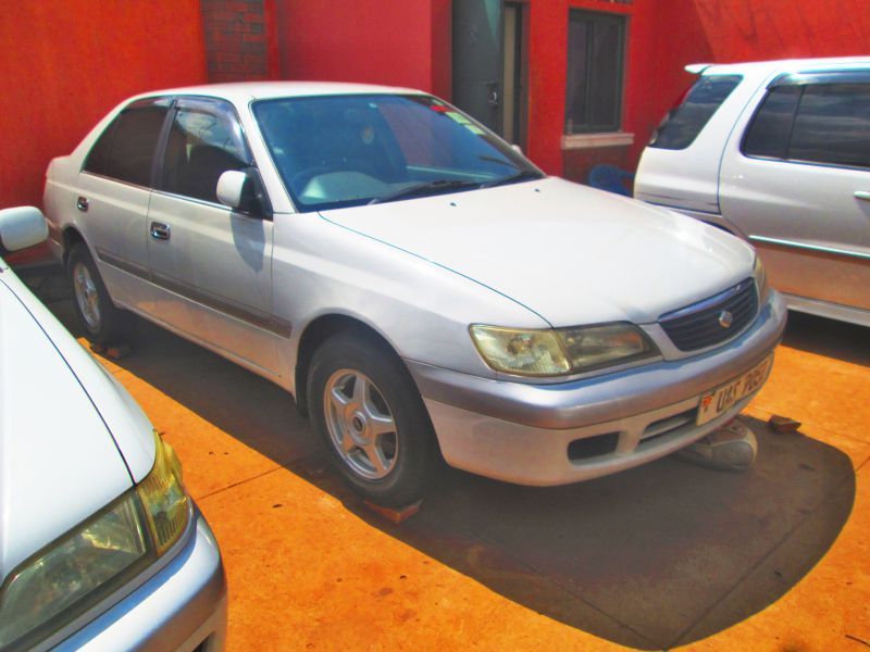 Toyota premio 1999