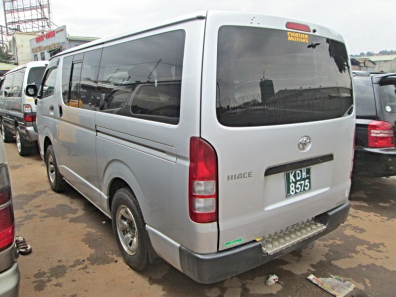 Toyota hiace 2006