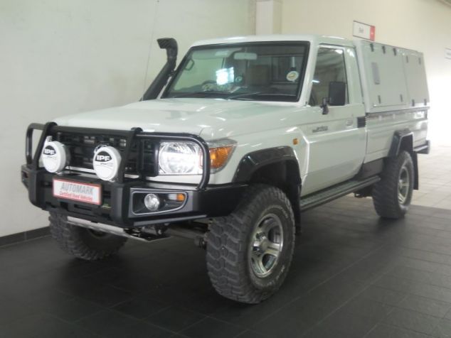 2010 Toyota Land Cruiser Pick Up for sale | 58 500 Km | Manual ...