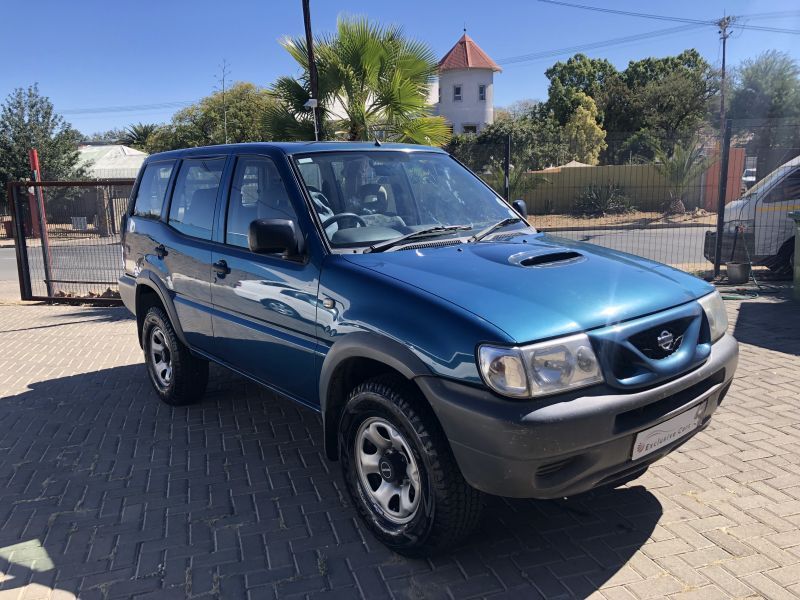 Nissan terrano 2001