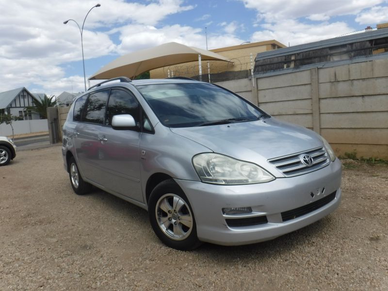 Toyota ipsum 2009