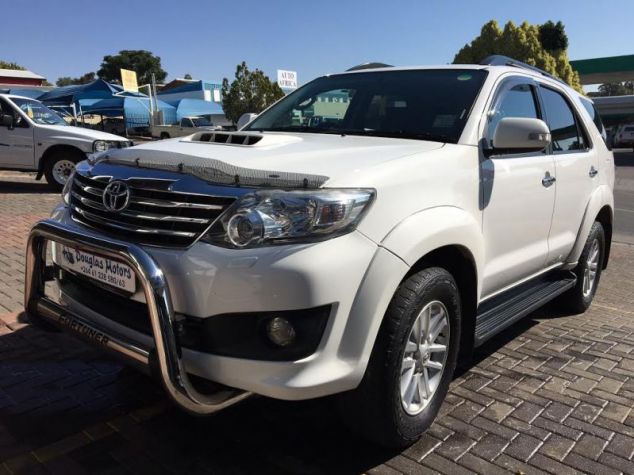 2014 Toyota Fortuner 3.0 D4D 4X4 A/T for sale | 109 000 Km | Automatic