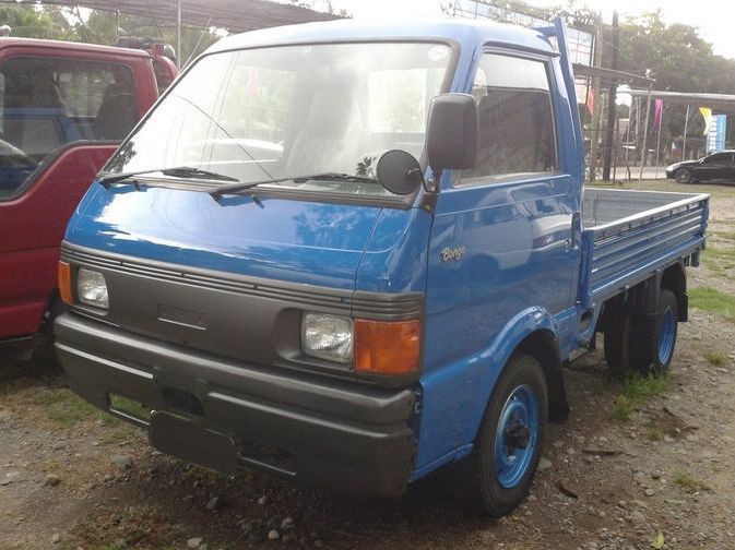 Mazda bongo 2013