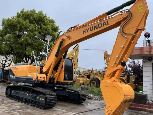 2020 HYUNDAI R220LC-9S photo