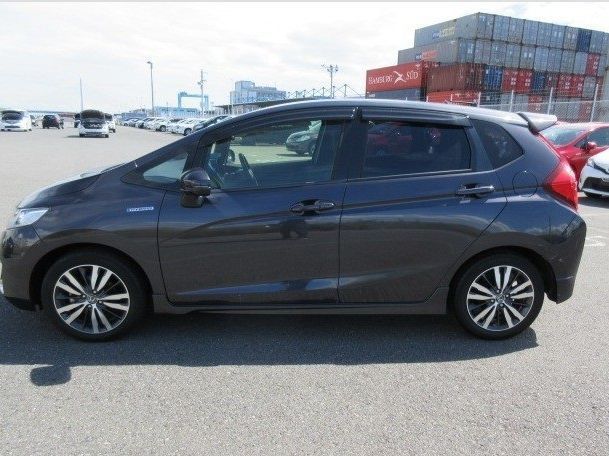 16 Honda Fit Hybrid S Package For Sale 35 000 Km Automatic Transmission Bhk Motors